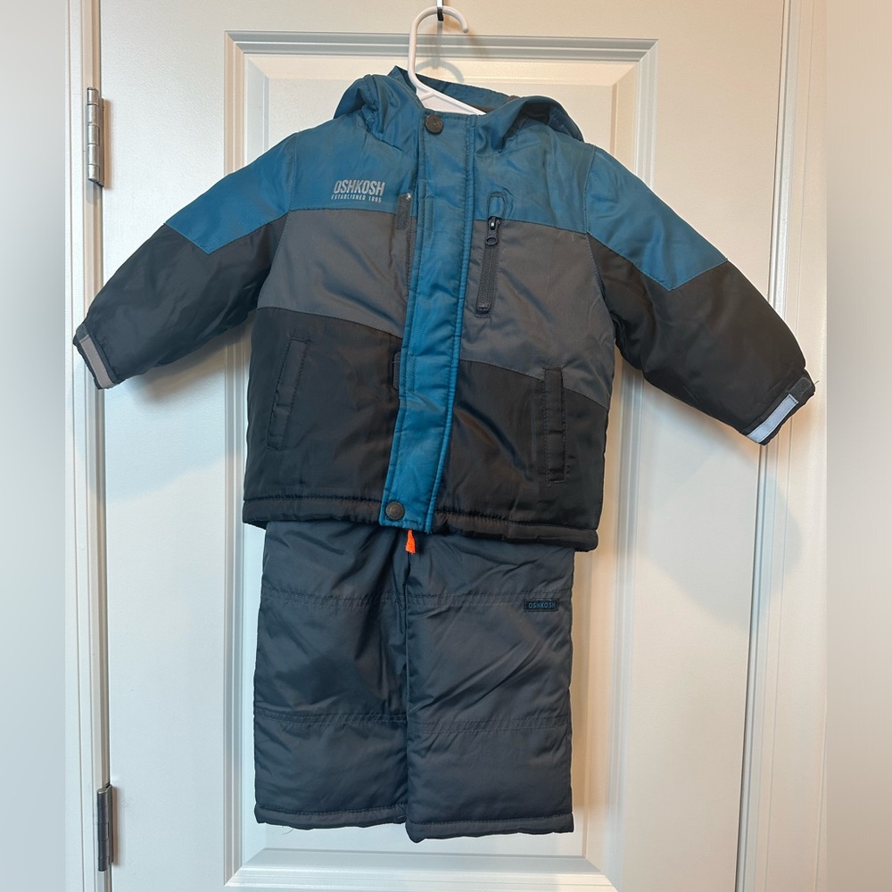 Oshkosh Bgosh Toddler Snowsuit Set with Jacket and Bibs SIZE 18M